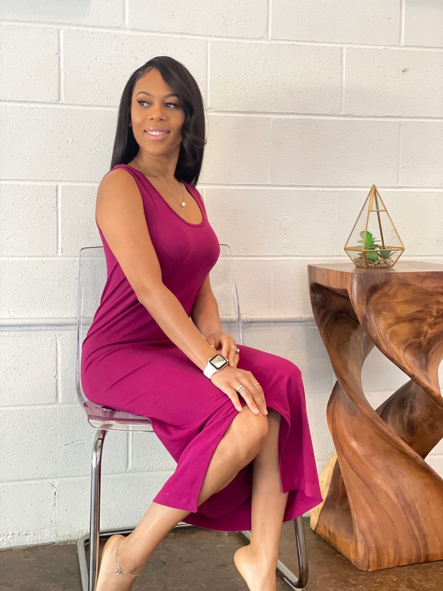 V-Neck/Scoop Neck Midi Lounge Dress